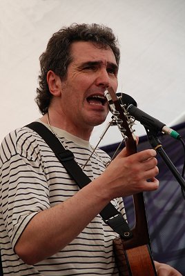 Jez Lowe