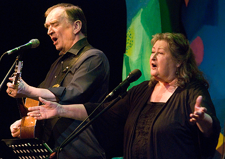 Martin Carthy and Norma Waterson 