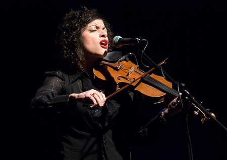 Carrie Rodriguez 