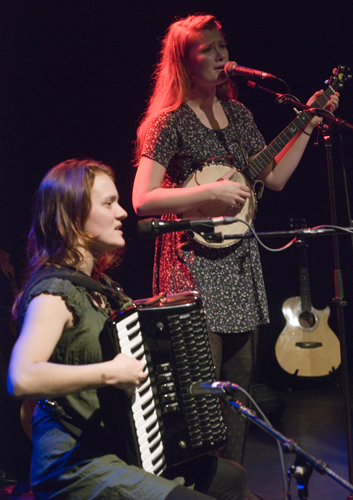 Hannah and Rowan Rheingans 