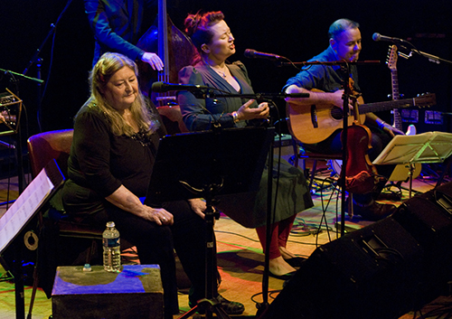 Norma Waterson, Eliza Carthy and The Gift Band