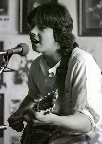 Peter Belsten - Black Lion Salford 1985